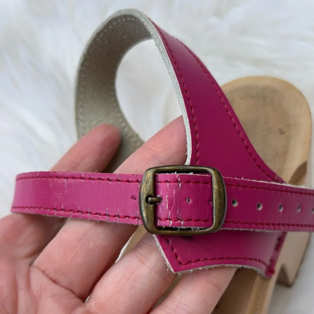 Sven Vollsjo Leaf Punch Clog Ankle Strap Fuchsia - Picture 10 of 10